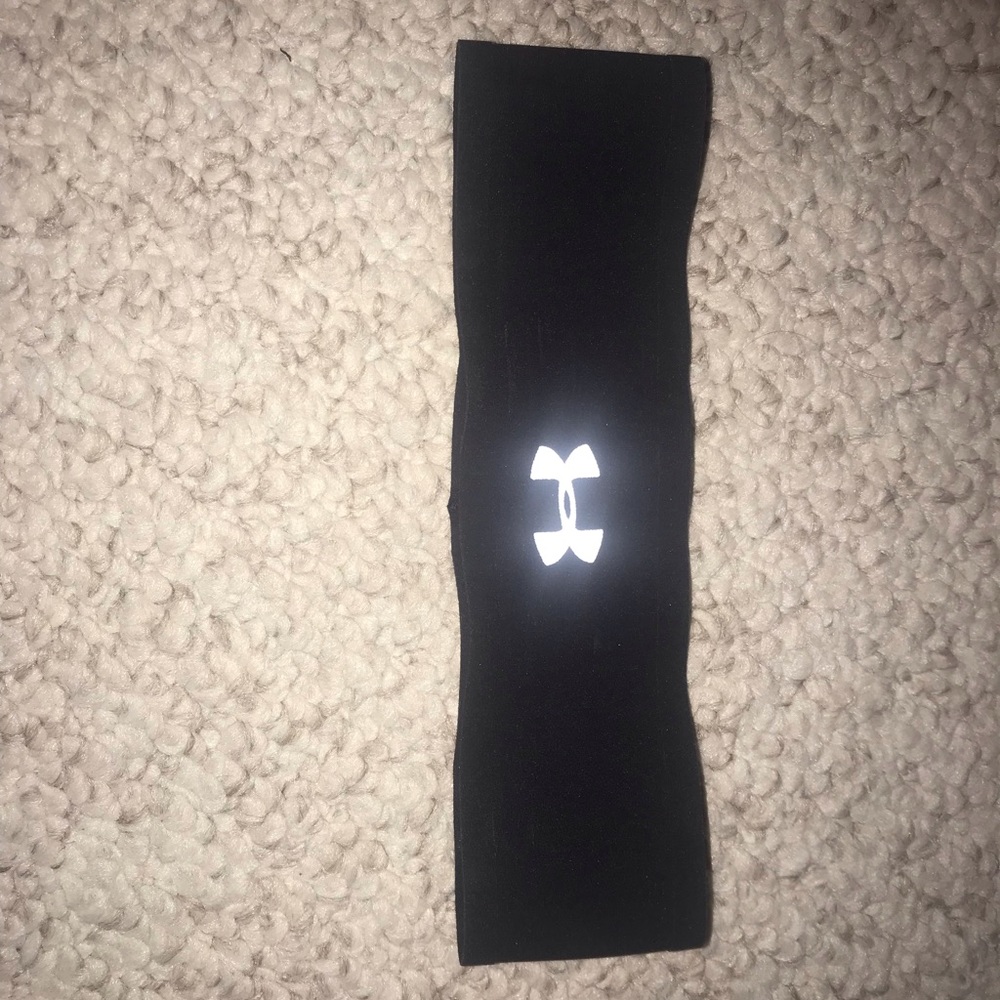 Under Armor Headband NWOT
